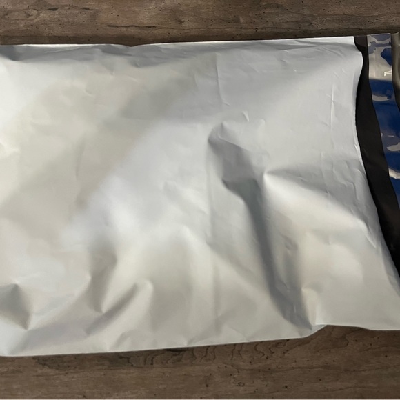 Women’s Running/Athletic Shorts Heat Gear Under Armour XS with drawstring - Picture 9 of 13